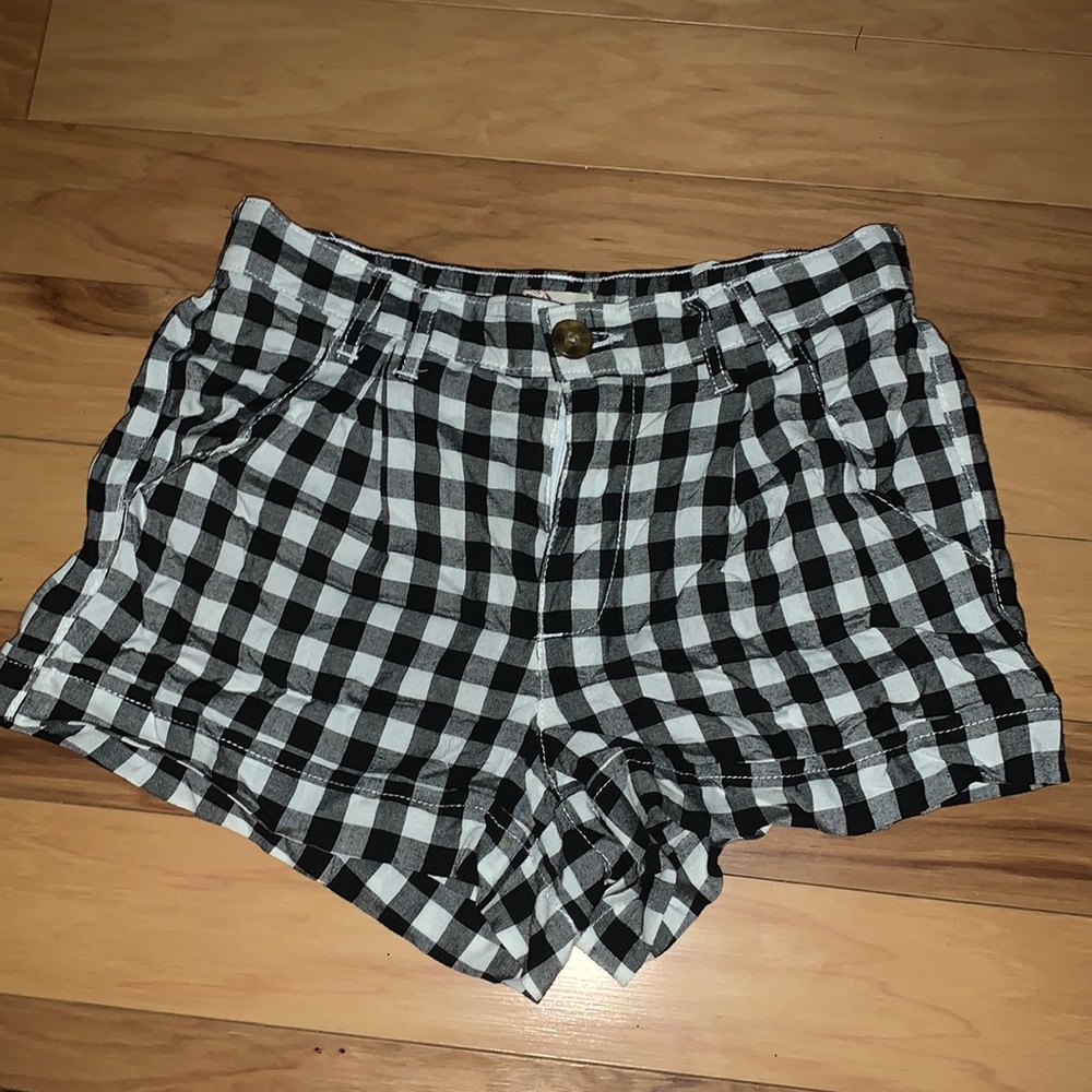 SO Checkered Stretch Waist Shorts